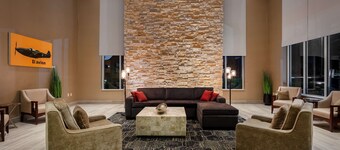 DoubleTree by Hilton Hotel Savannah Airport