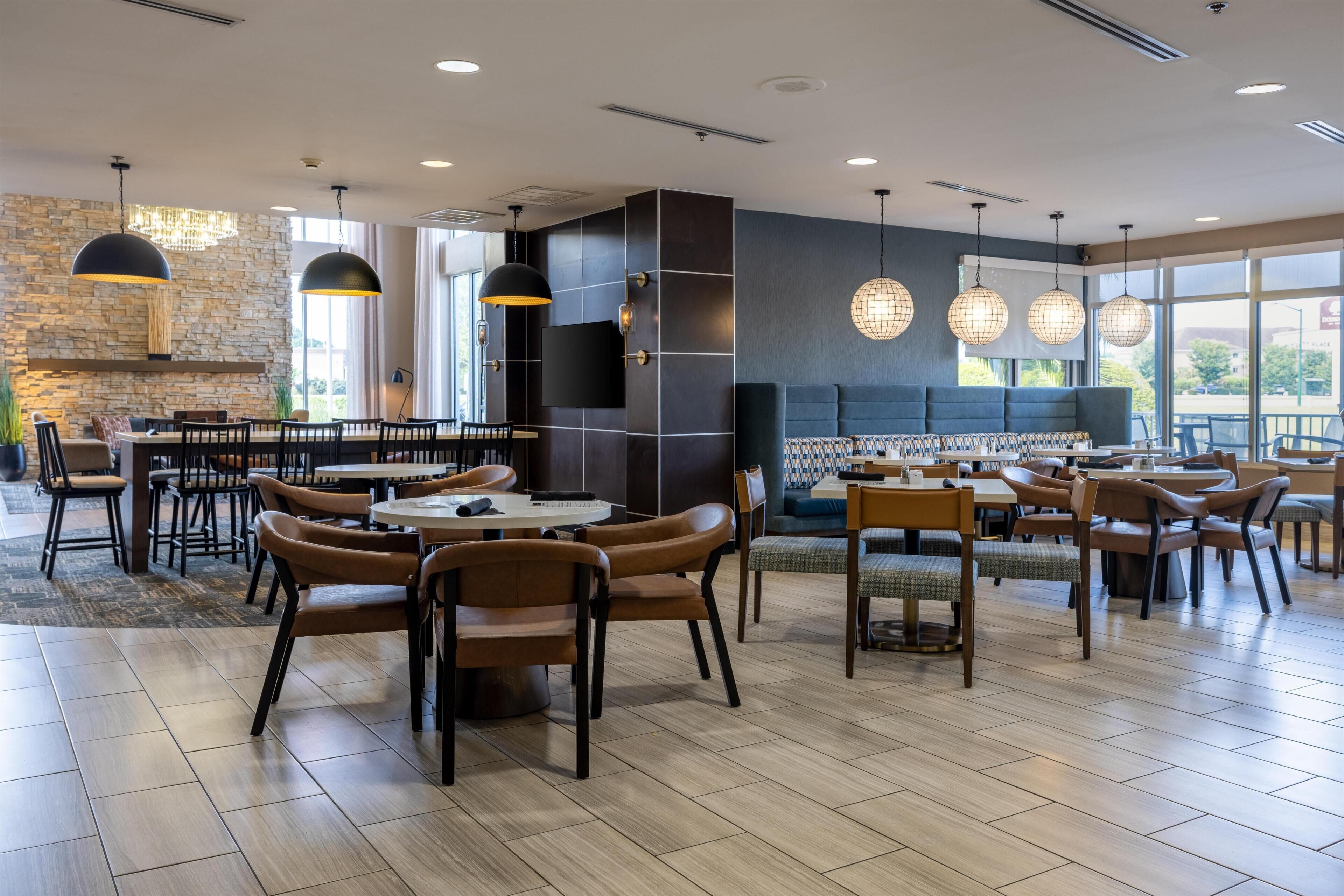 Foto - DoubleTree by Hilton Hotel Savannah Airport