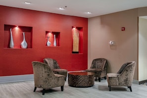 Lobby - DoubleTree by Hilton Hotel Savannah Airport (Savannah)