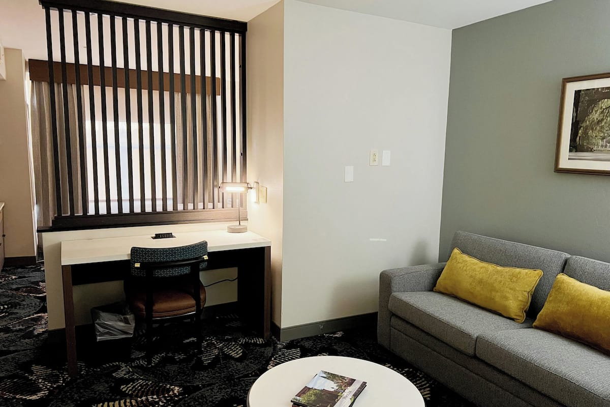 Premium bedding, pillow-top beds, in-room safe, blackout curtains