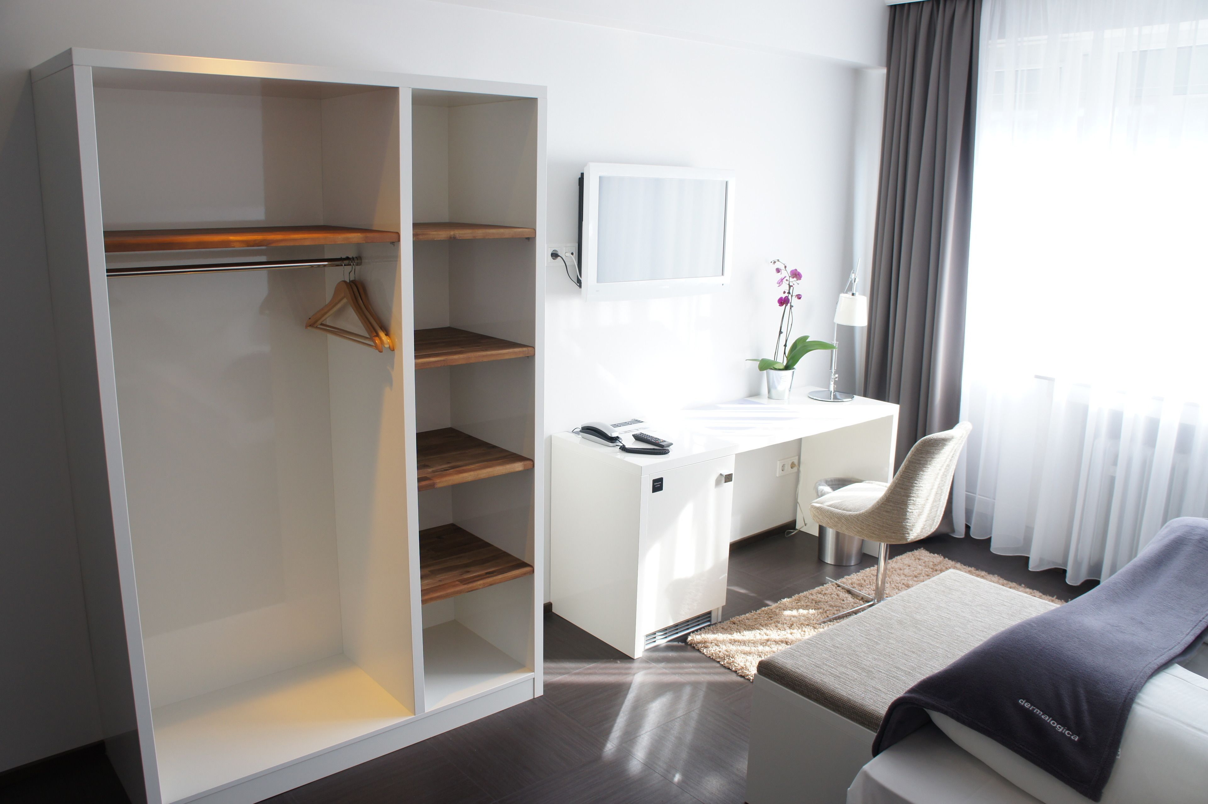 Minibar, in-room safe, desk, soundproofing