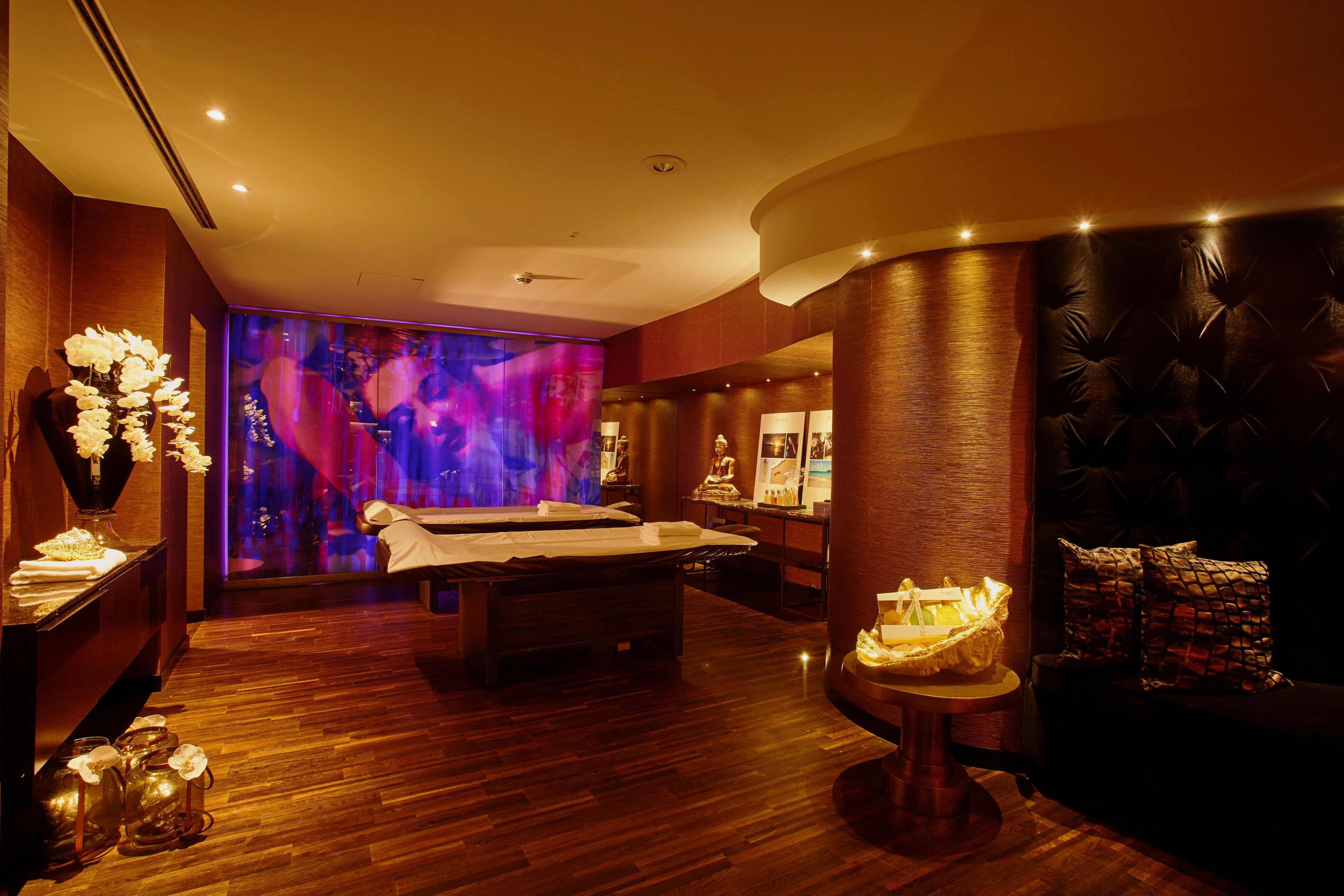 Couples treatment room(s), body treatments, hot stone massages