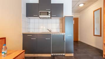 1 bedroom, premium bedding, desk, blackout drapes