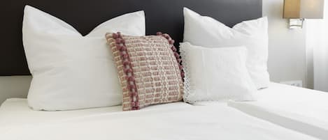 Business Double Room | In-room safe, desk, laptop workspace, soundproofing