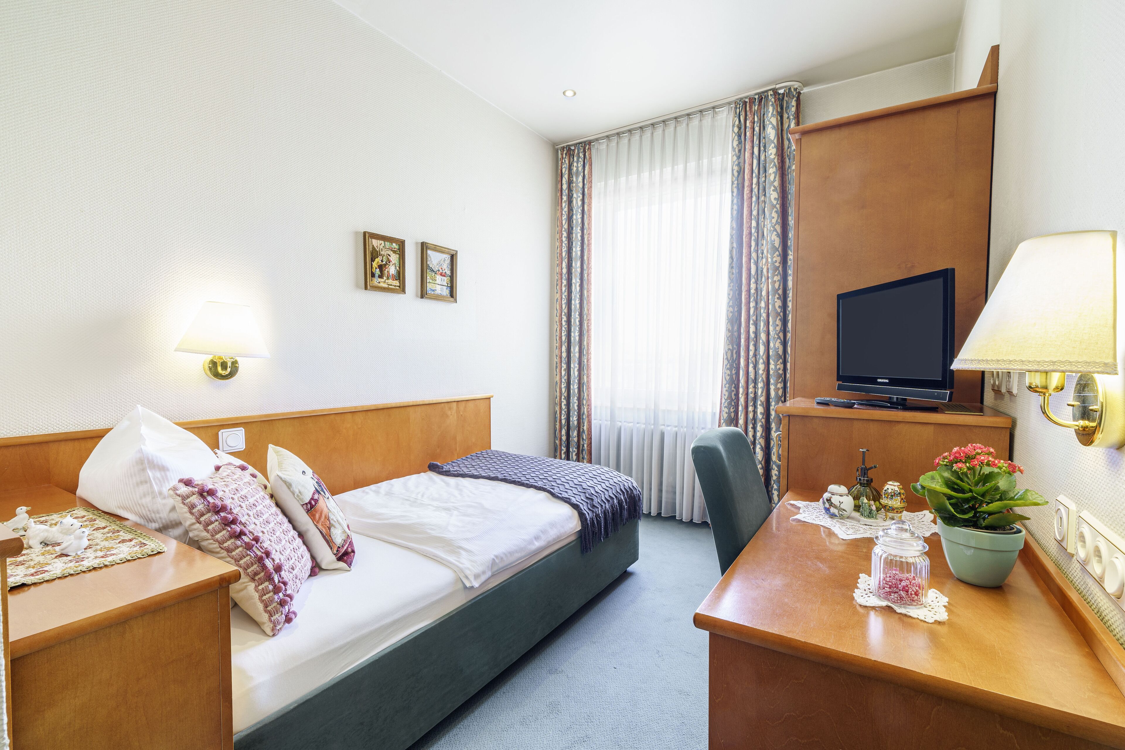 Foto - Tante ALMA's Kölner Hotel