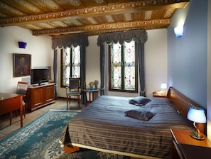 豪華單人房 | 高級寢具、迷你吧、客房內保險箱、書桌