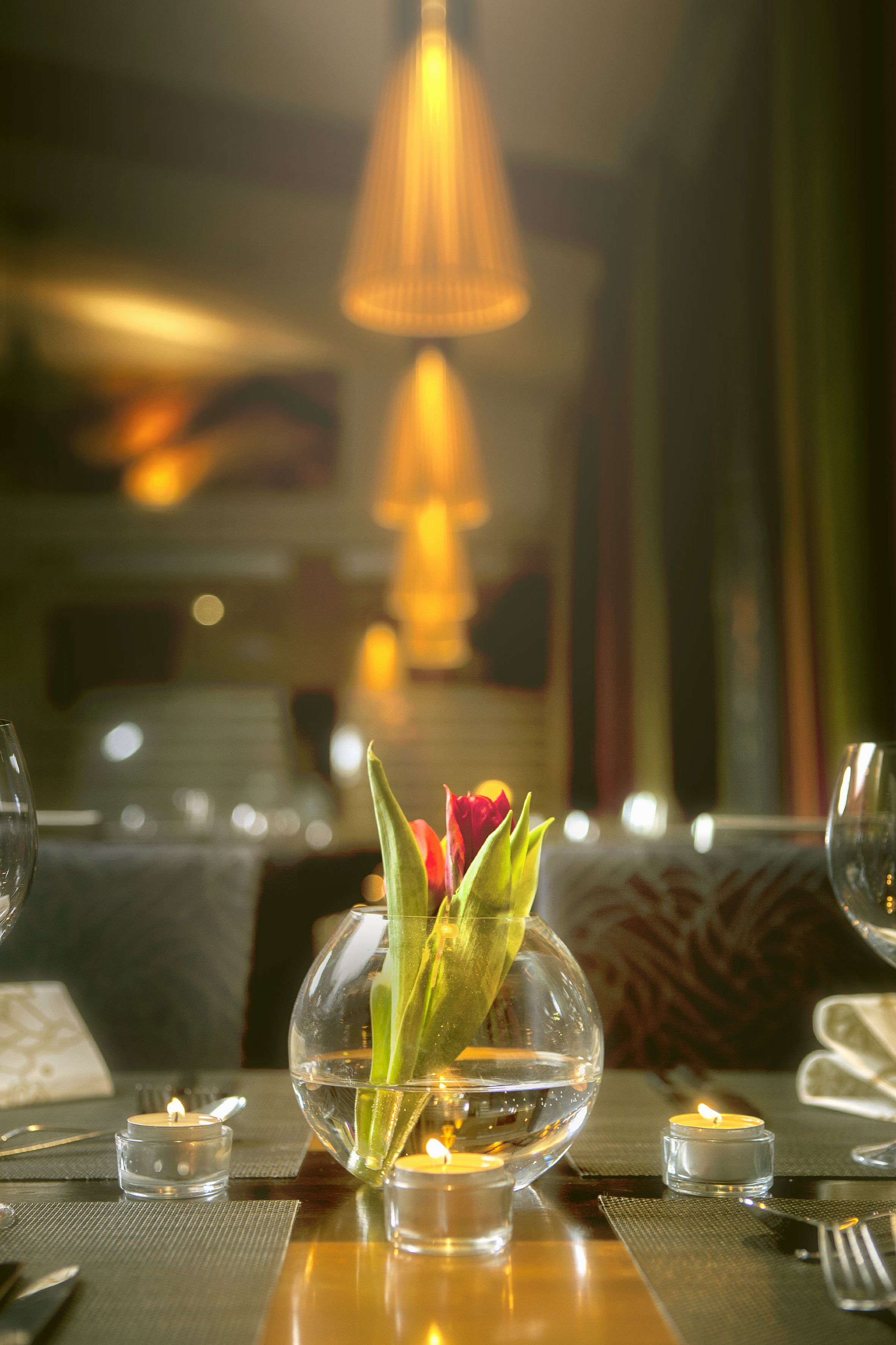 breakfast, lunch, dinner served; garden views