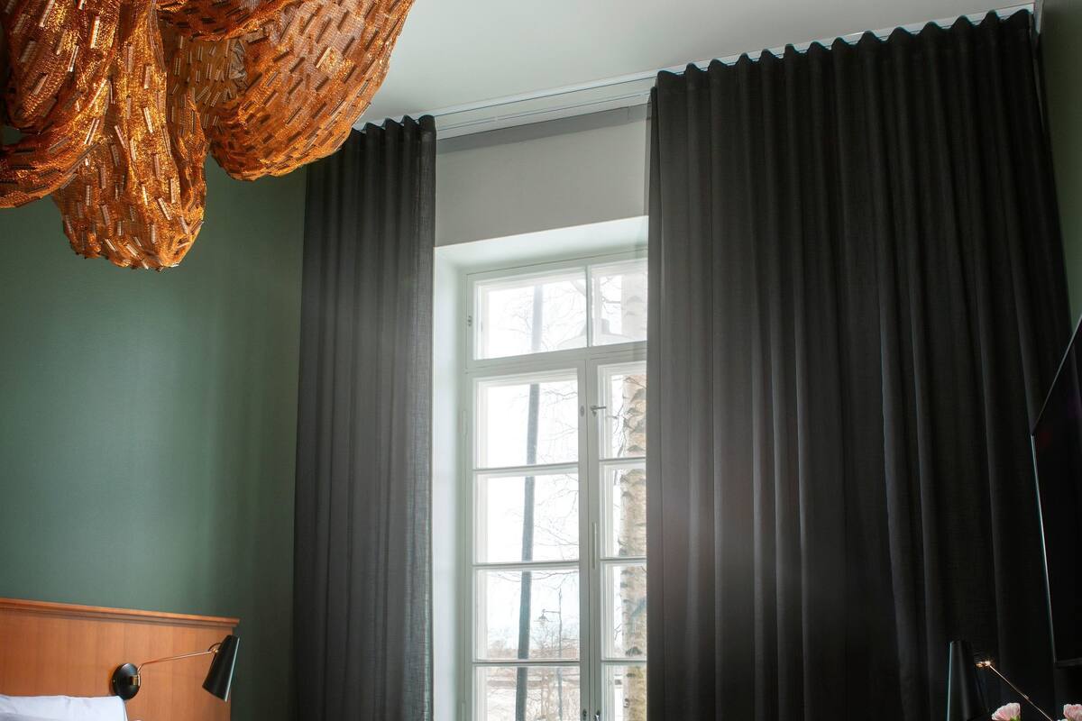 premium bedding, individually decorated, individually furnished, desk