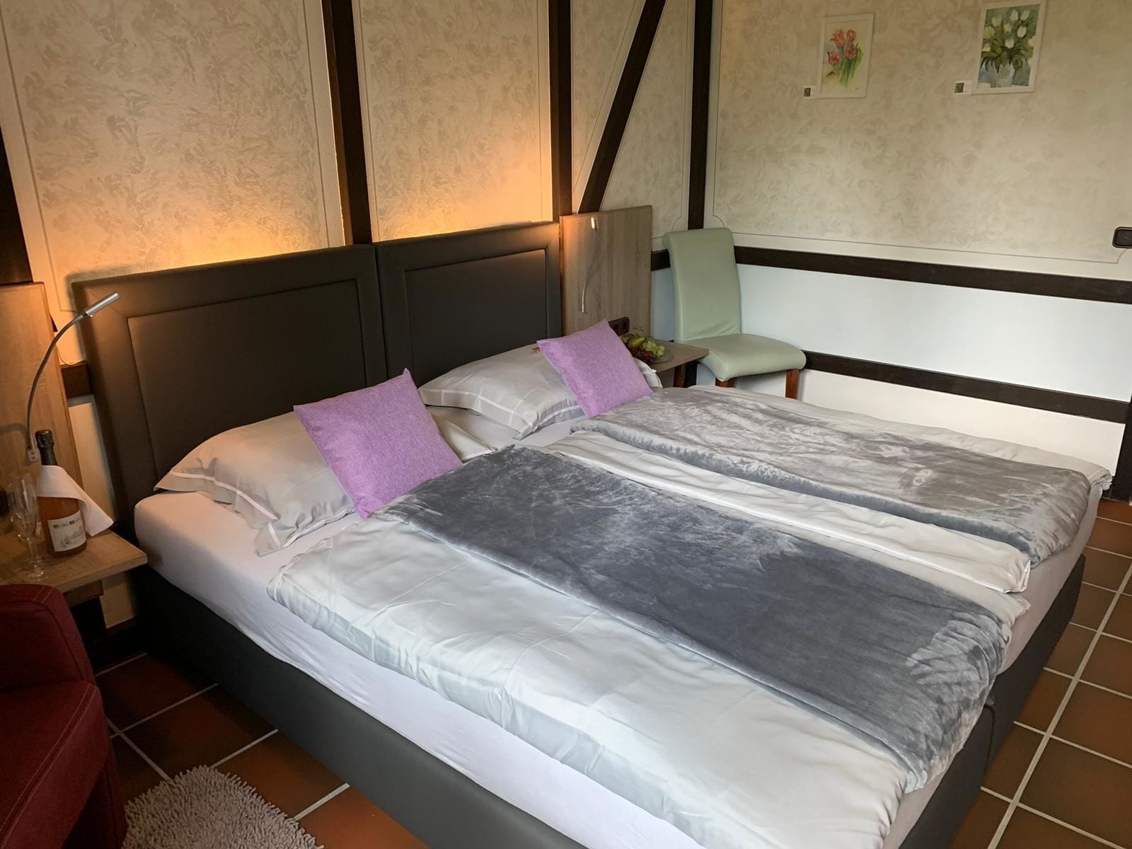 double room | 1 bedroom, premium bedding, down duvets, desk