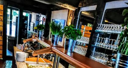 Hotel Burg Wassenberg