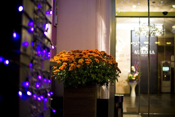 Property entrance - Aurora Premier Hotel (Kharkiv)