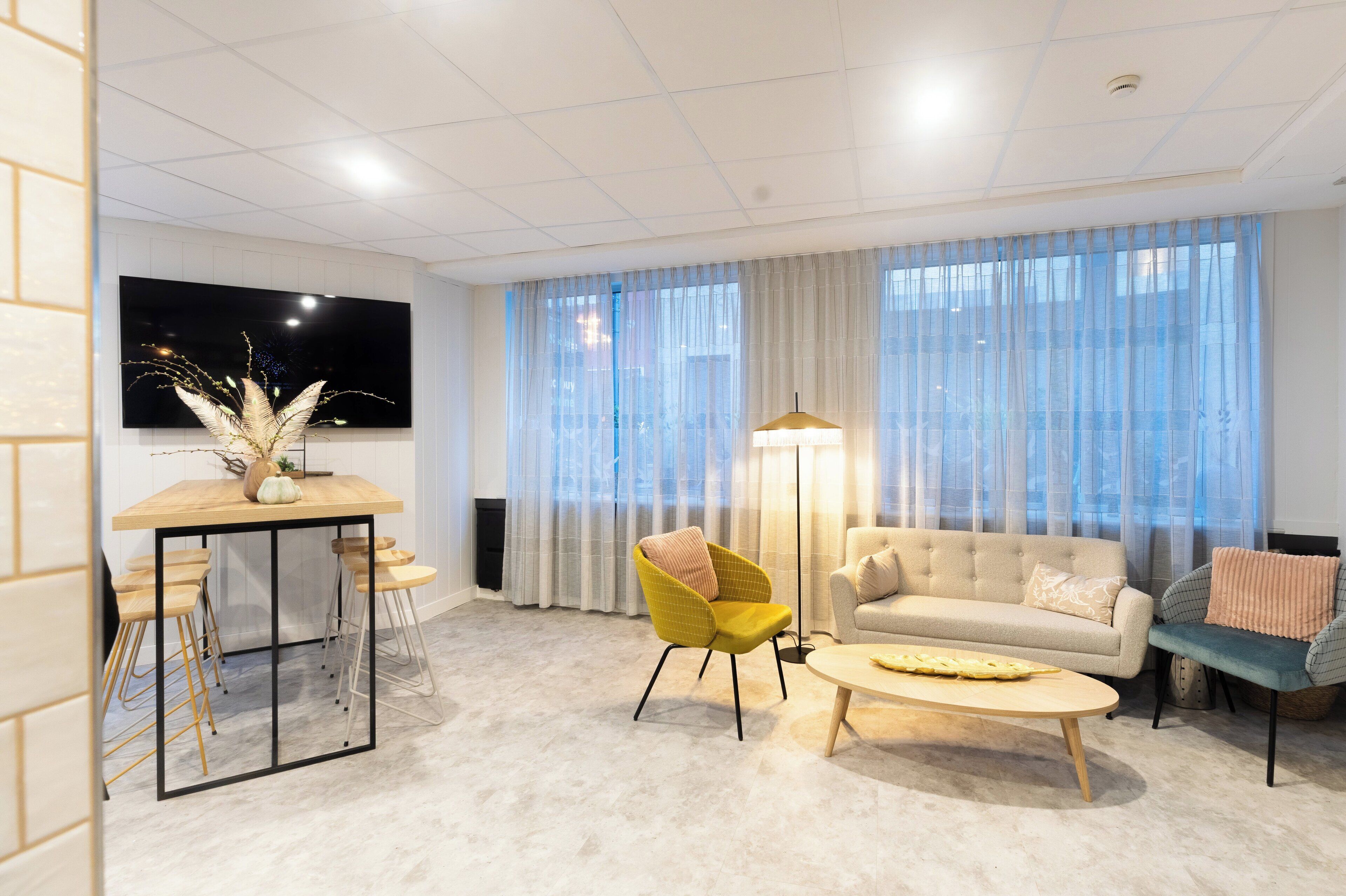 المنشأة من الخارج