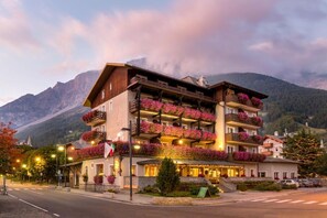 Front of property – evening/night
