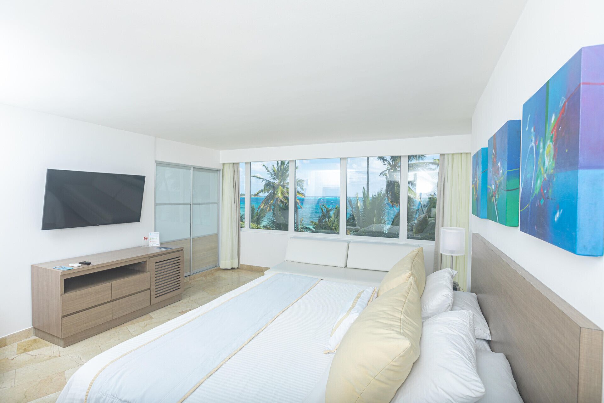 Premium bedding, down comforters, pillowtop beds, minibar