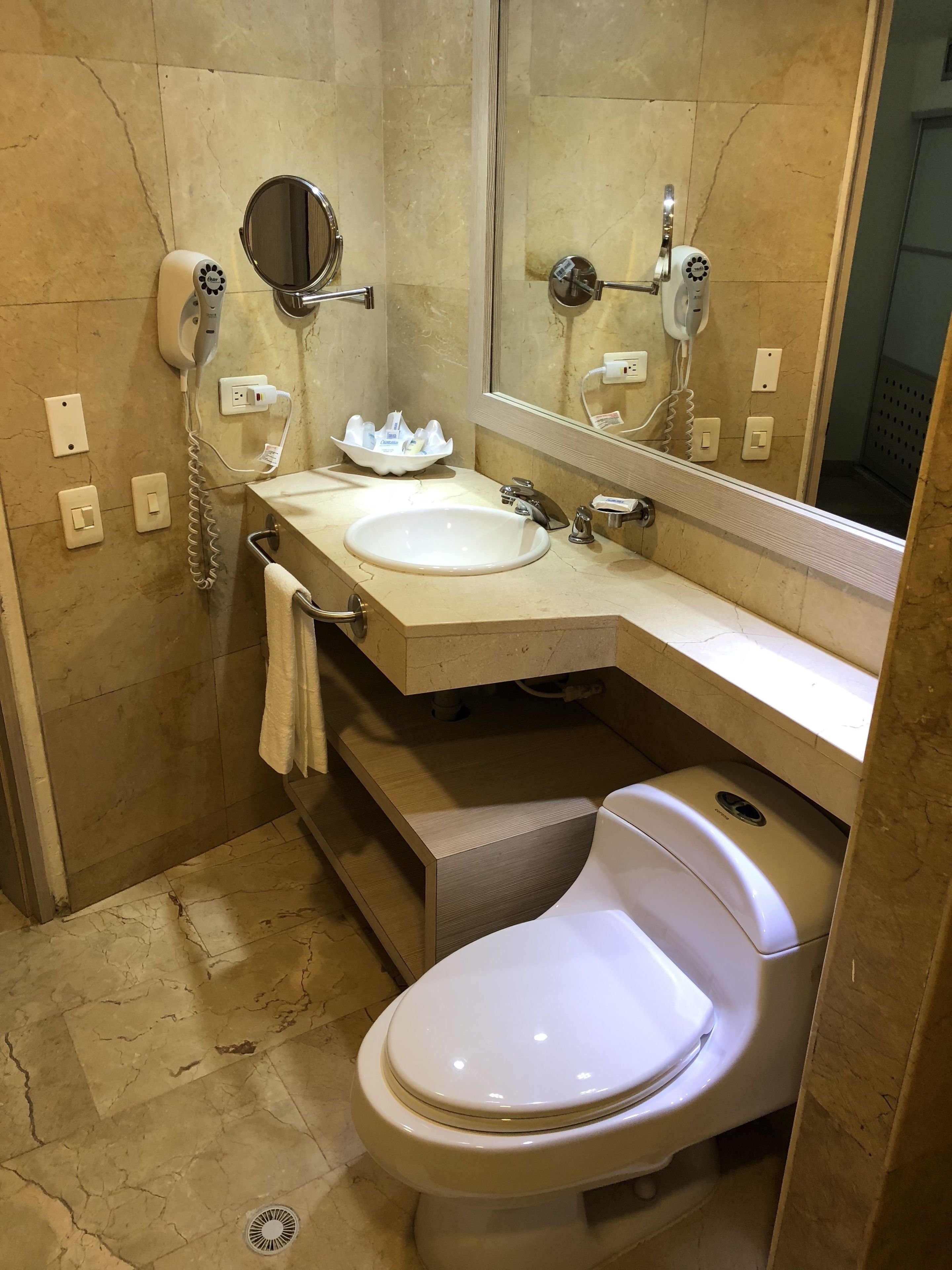 superior room, sea view | bathroom | shower, rainfall showerhead, free toiletries, hair dryer