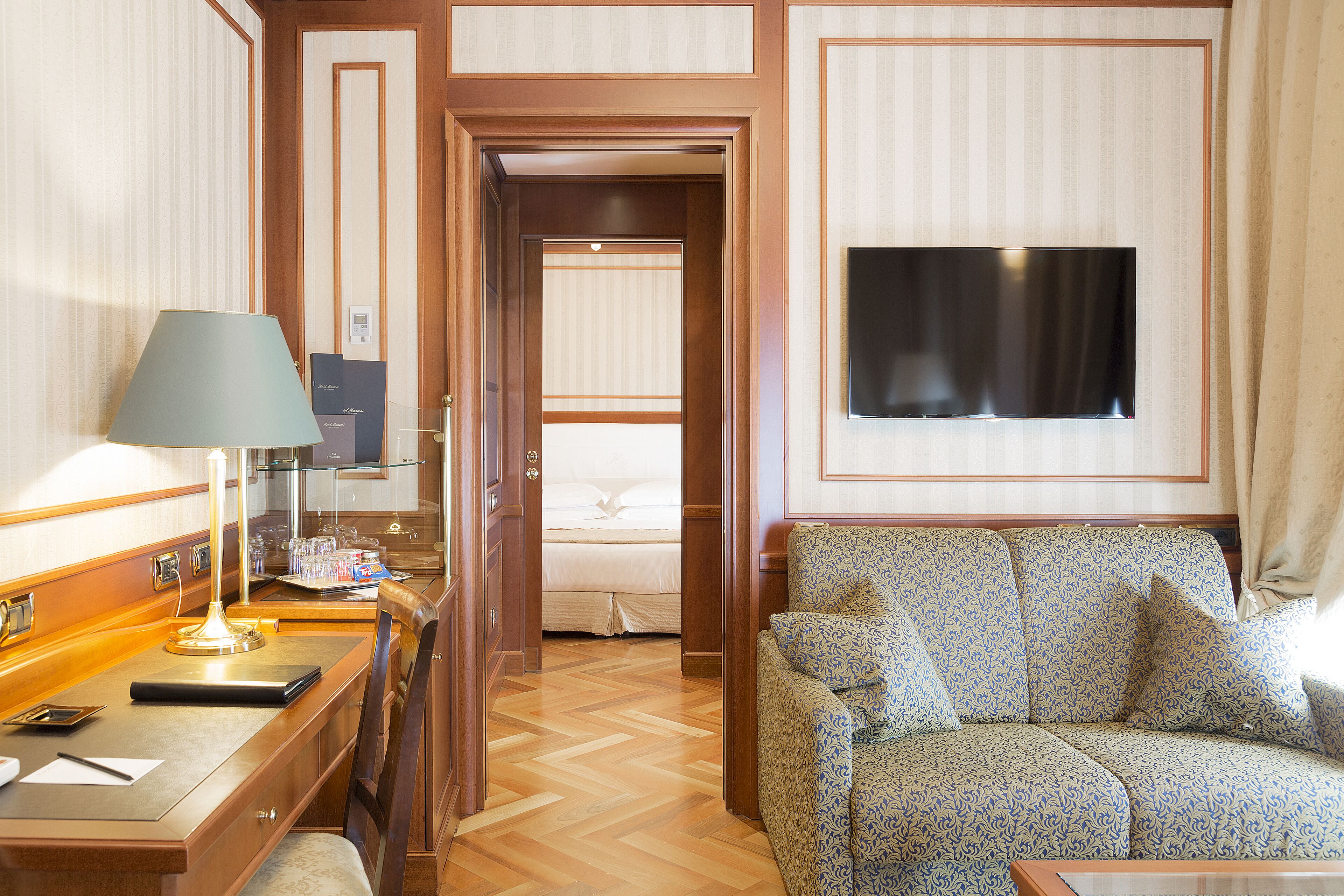 suite | premium bedding, down duvets, minibar, in-room safe