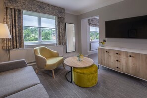 In-room safe, desk, laptop workspace, iron/ironing board