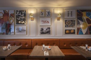 Daily English breakfast (GBP 20.00 per person) - Horwood House Hotel (Milton Keynes)