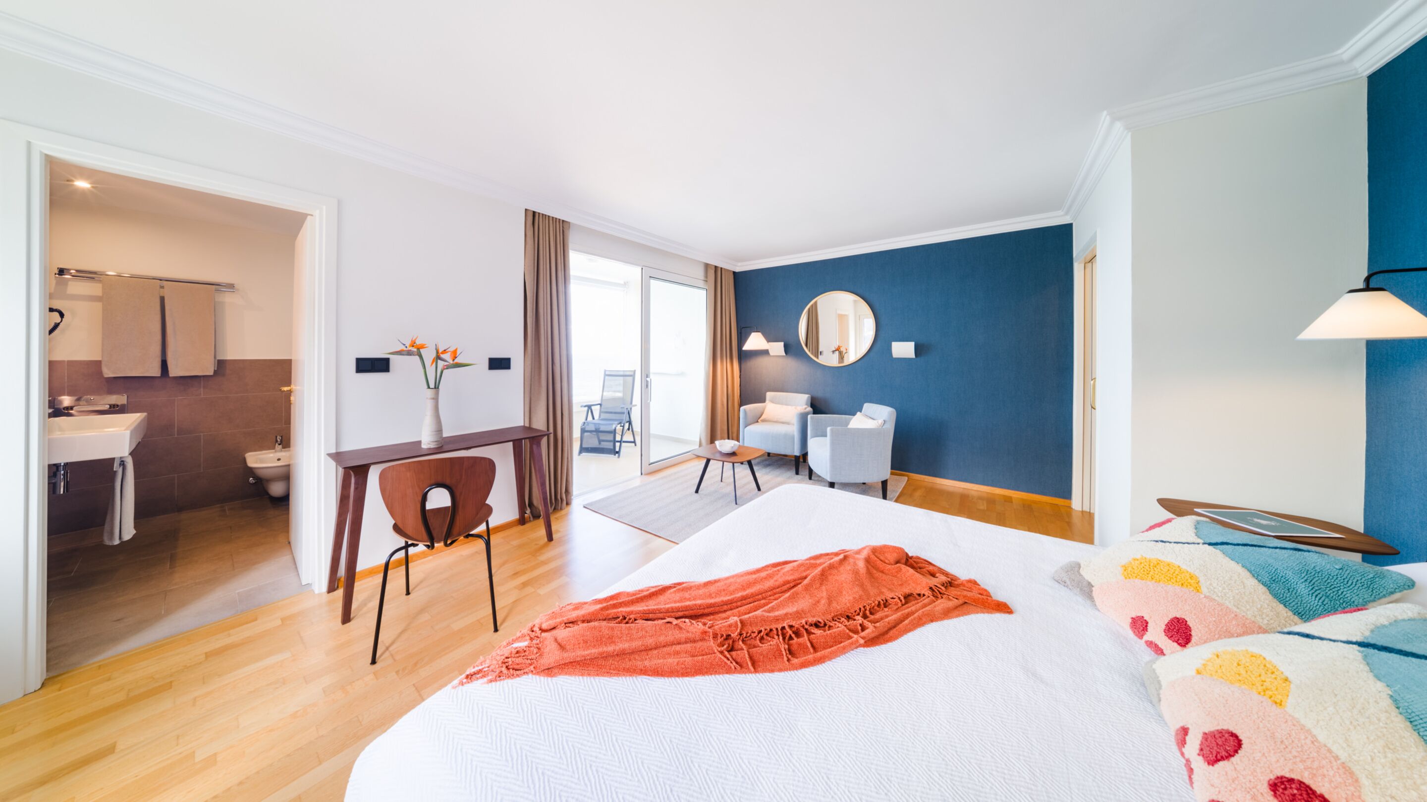 superior double room | hypo-allergenic bedding, in-room safe, desk, laptop workspace