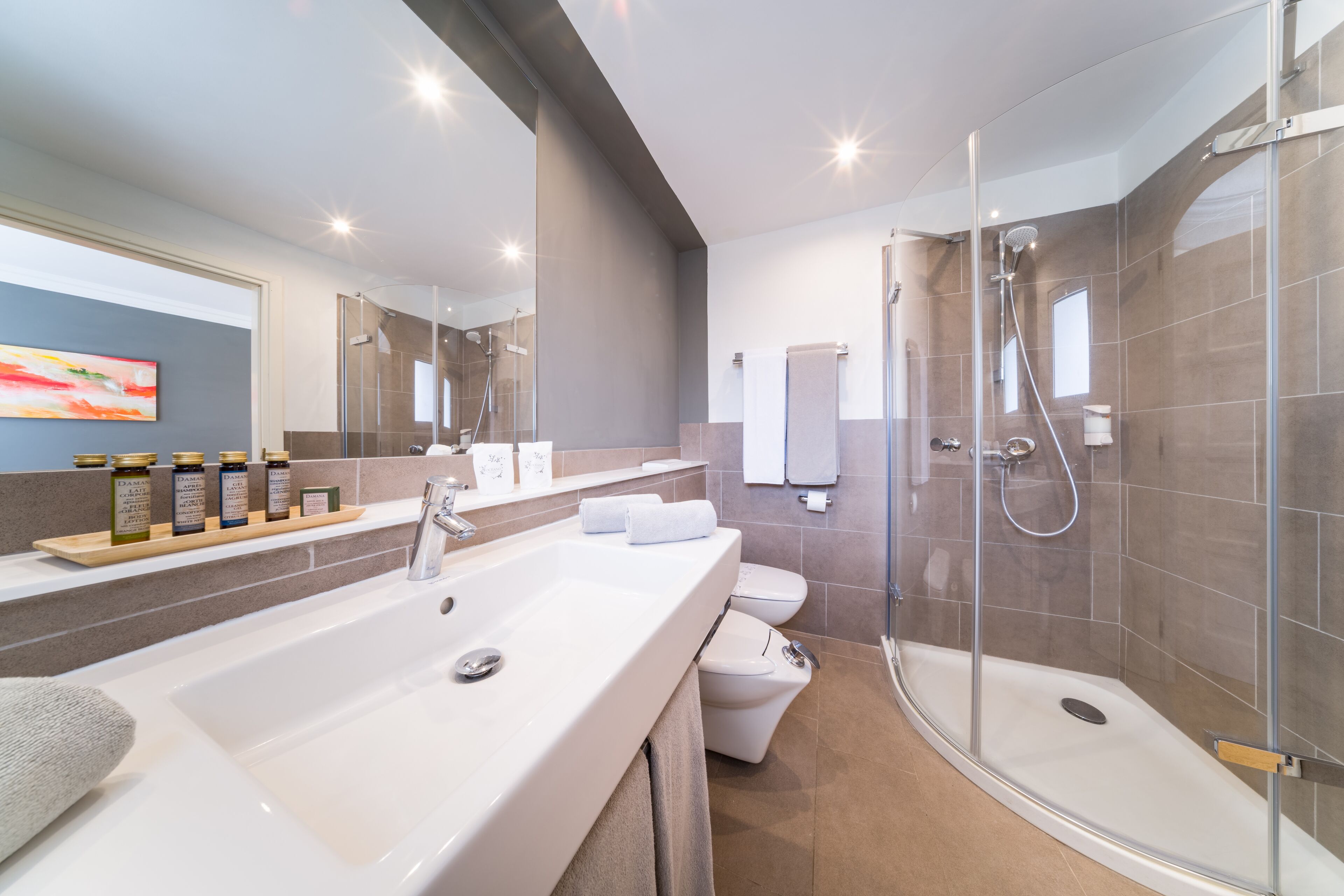 superior double room | bathroom | free toiletries, hair dryer, dressing gowns, bidet
