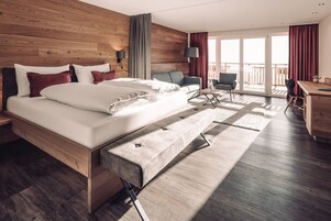 Naturesuite Plus | 1 bedroom, premium bedding, in-room safe, desk