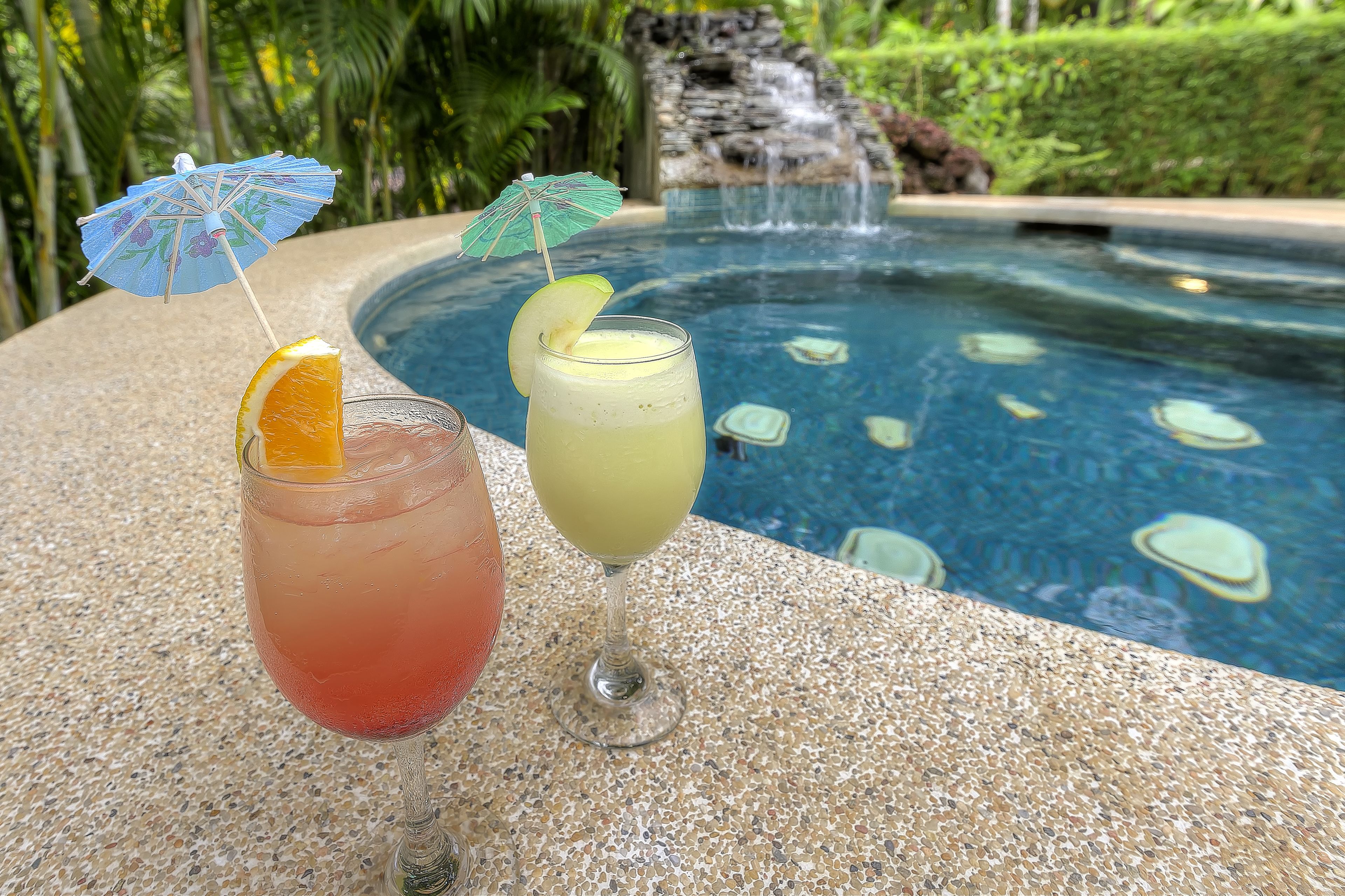 outdoor pool, pool loungers