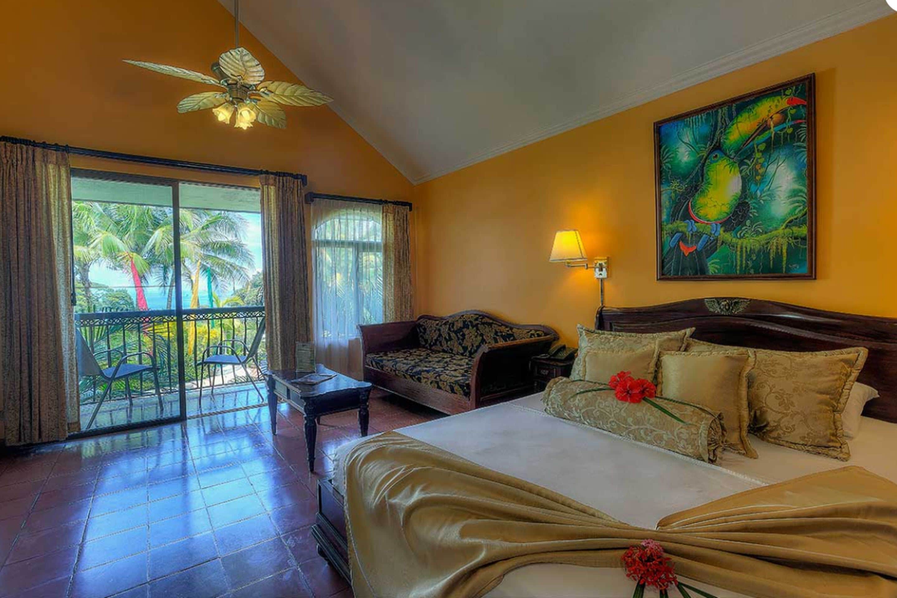 Deluxe Double Room, 1 Double Bed | Down comforters, in-room safe, desk, free cribs/infant beds