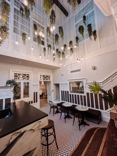 Grande Hotel Paris by Stay Hotels