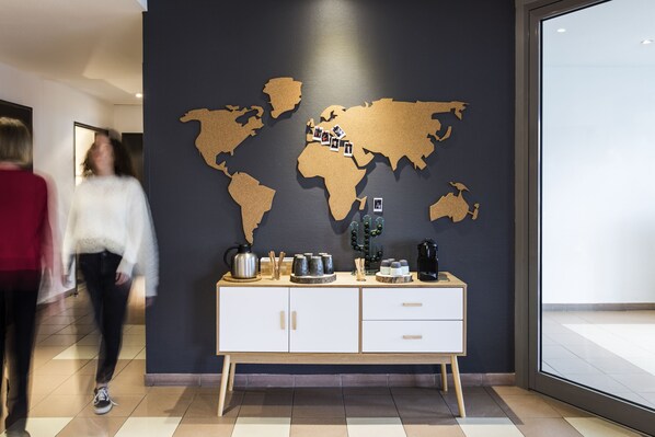 Lobby - Aparthotel Adagio Access Strasbourg Illkirch (Illkirch-Graffenstaden)