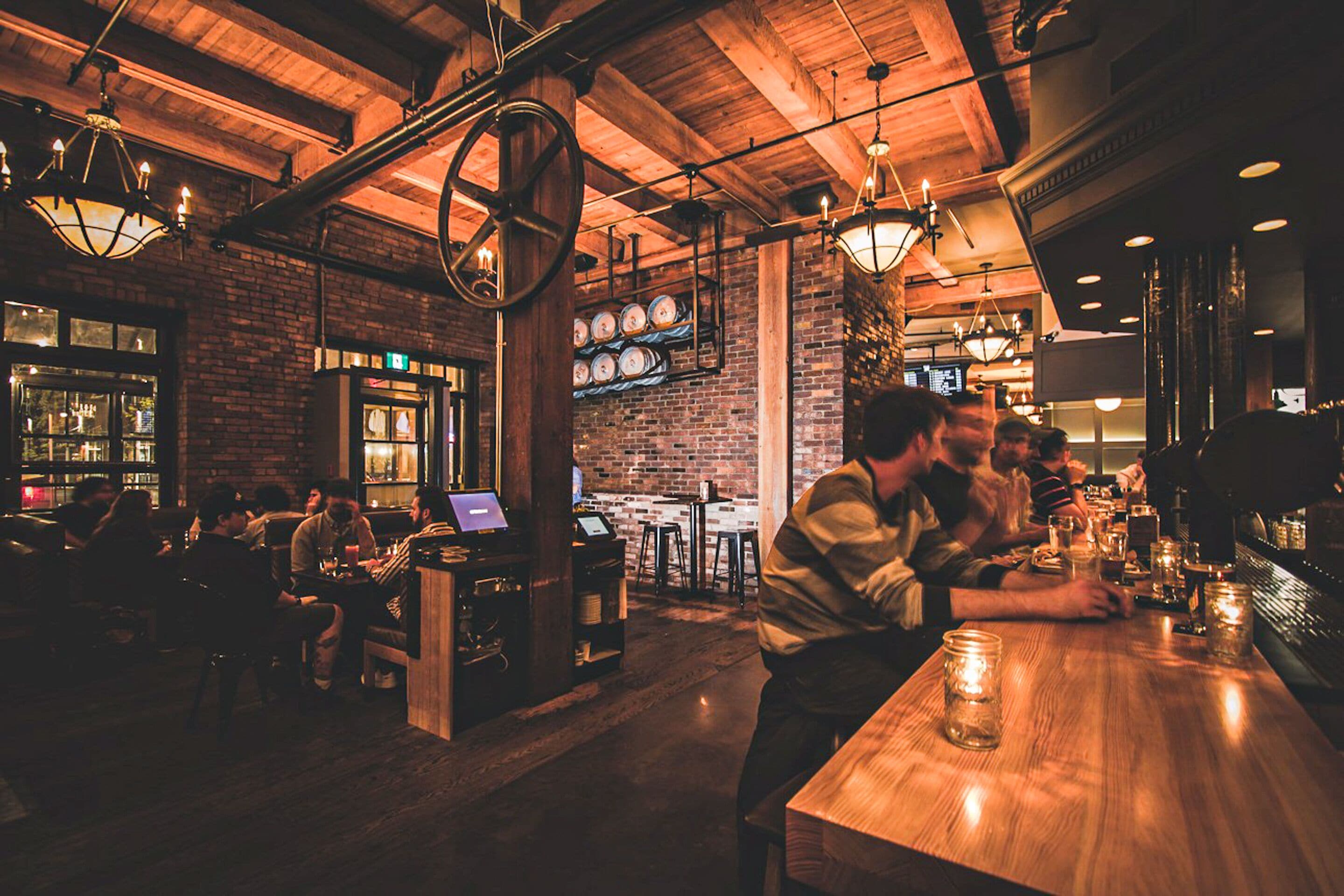 brewpub, ocean views, open daily