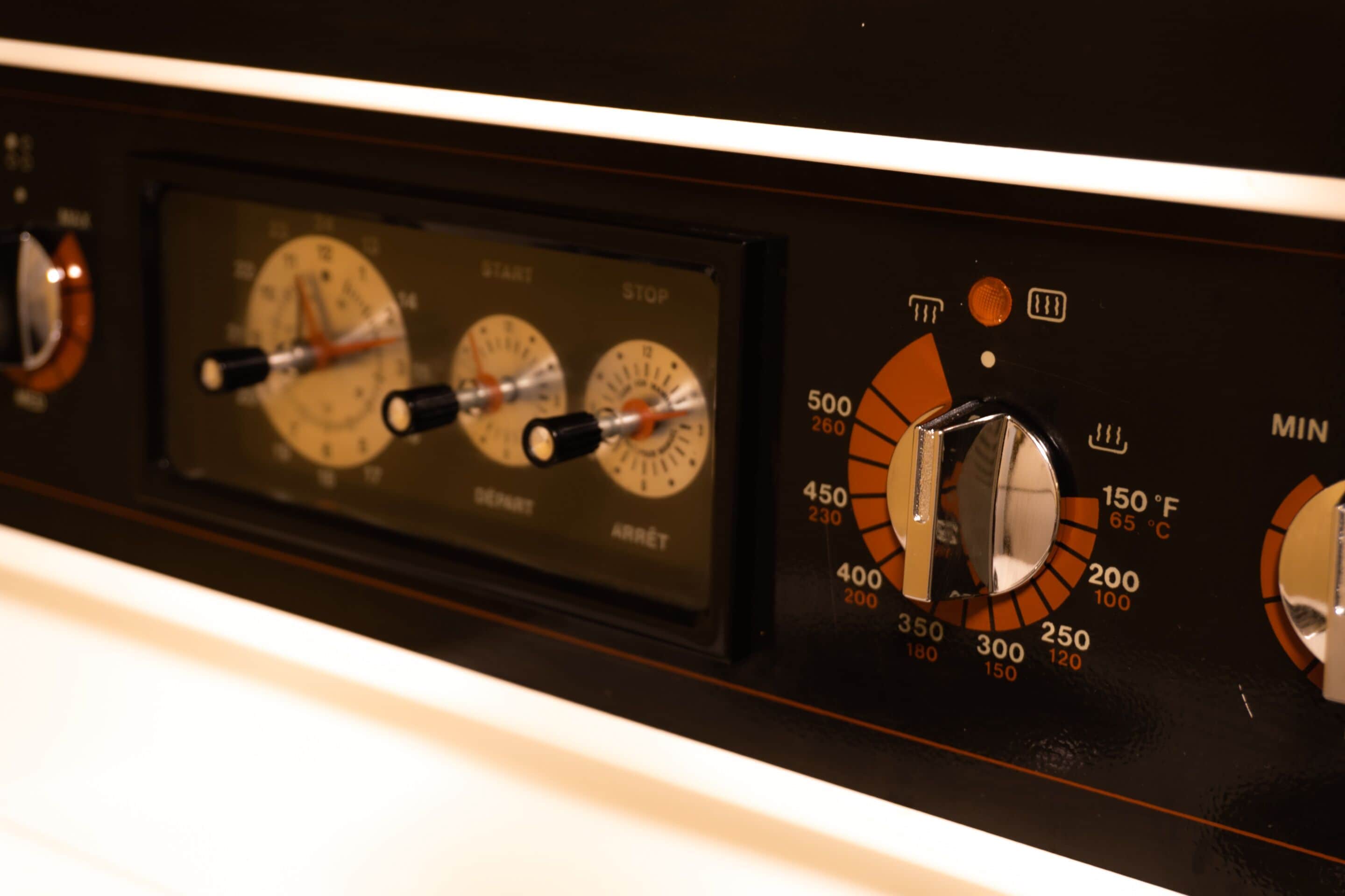 deluxe studio suite, 1 king bed | private kitchen | fridge, microwave, stovetop, coffee/tea maker