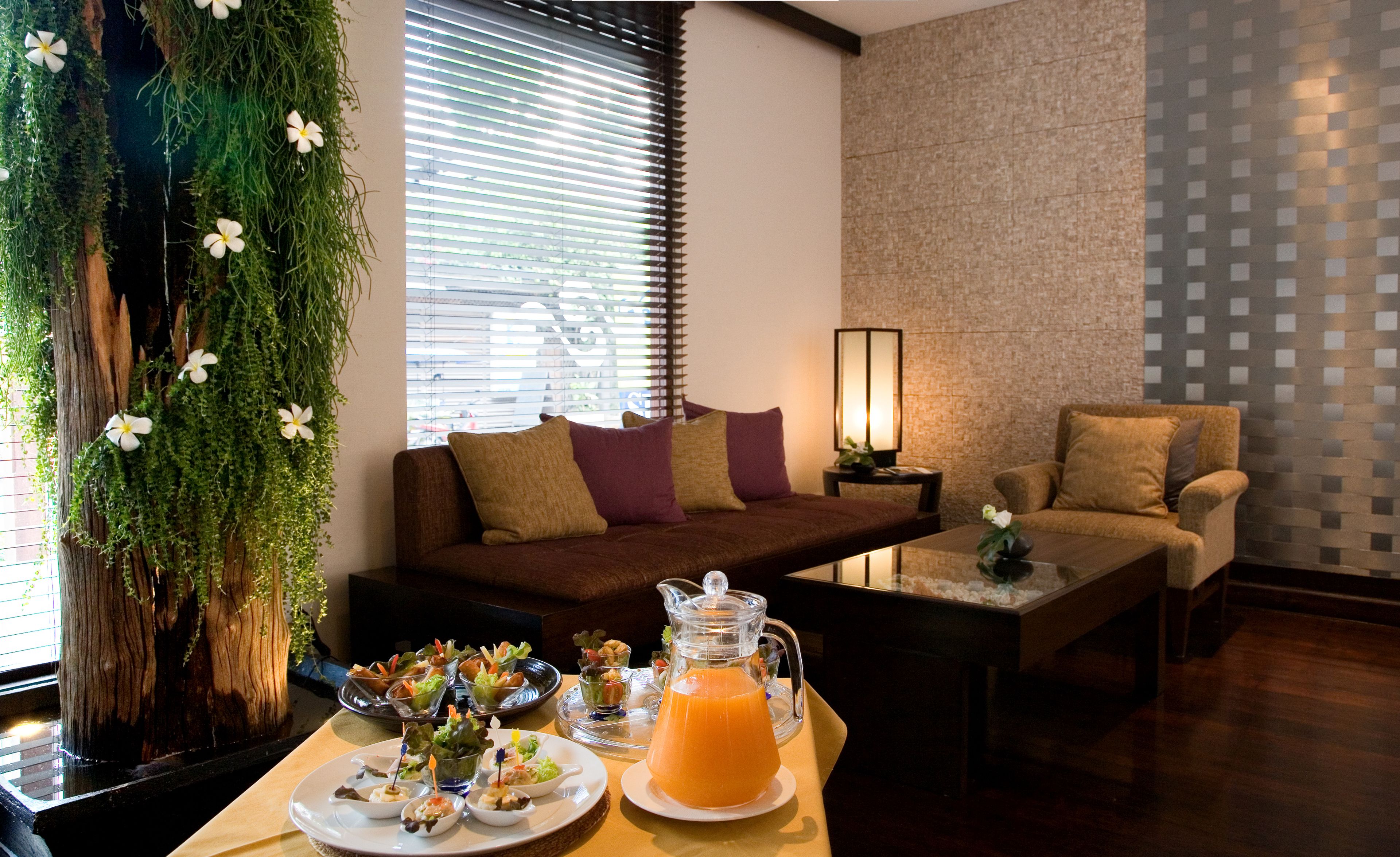 couples treatment room(s), body treatments, hydrotherapy, aromatherapy