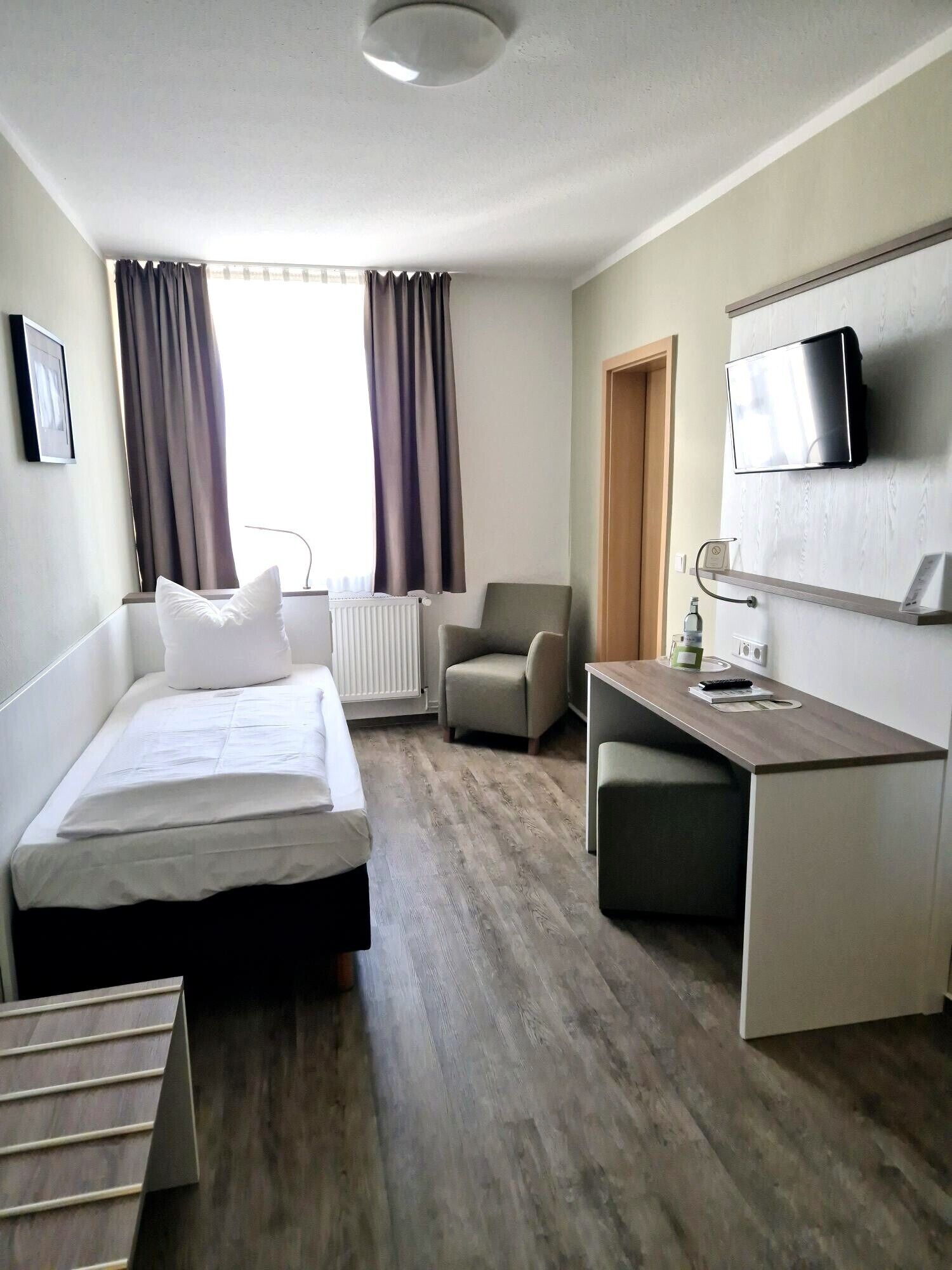 Hypo-allergenic bedding, desk, laptop workspace, soundproofing