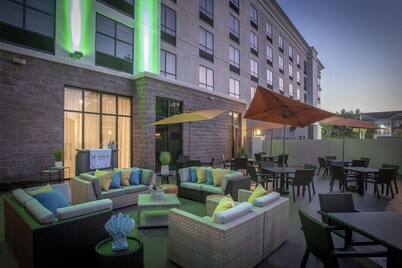 Holiday Inn Pensacola - University Area by IHG