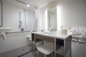 Hair dryer, towels - Holiday Inn Pensacola - University Area by IHG (Pensacola)