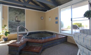 Bain à remous intérieur