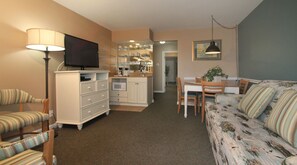 Télévision à écran plat, lecteur de DVD