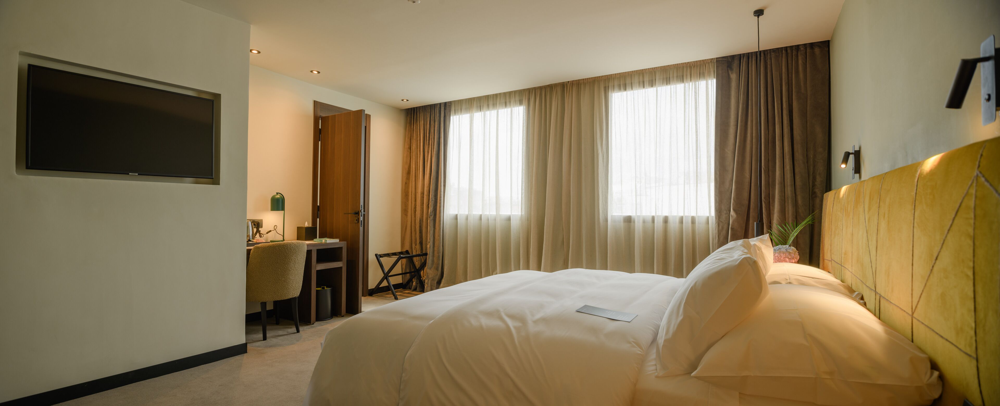 Suite junior (GREEN JUNIOR SUITE) | Sábanas de algodón egipcio y ropa de cama de alta calidad 