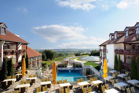 Se sirven comidas, cenas y cocina regional