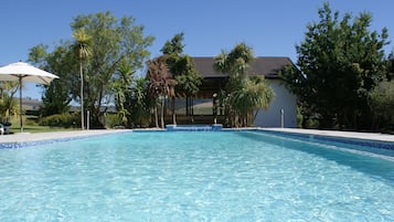 2 outdoor pools, pool umbrellas, sun loungers
