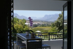 Suite (Presidential) | Balcony view - Wedgeview Country House & Spa (Stellenbosch)