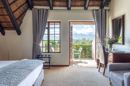 Superior Double Room, 1 King Bed, Balcony, Mountain View | Egyptian cotton sheets, hypo-allergenic bedding, pillowtop beds, minibar. Wedgeview Country House & Spa