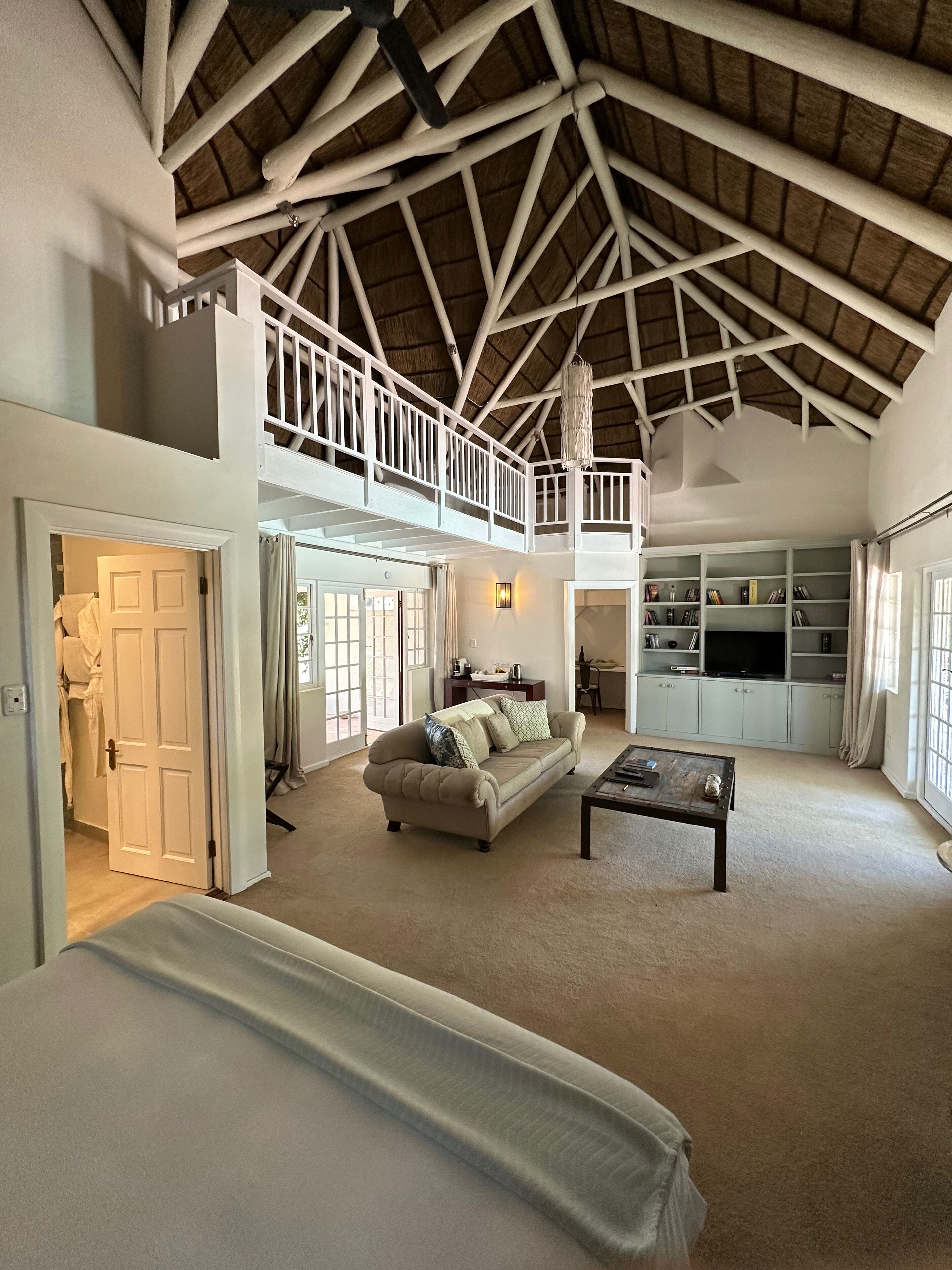 Honeymoon Suite, Multiple Beds | Egyptian cotton sheets, hypo-allergenic bedding, pillowtop beds, minibar