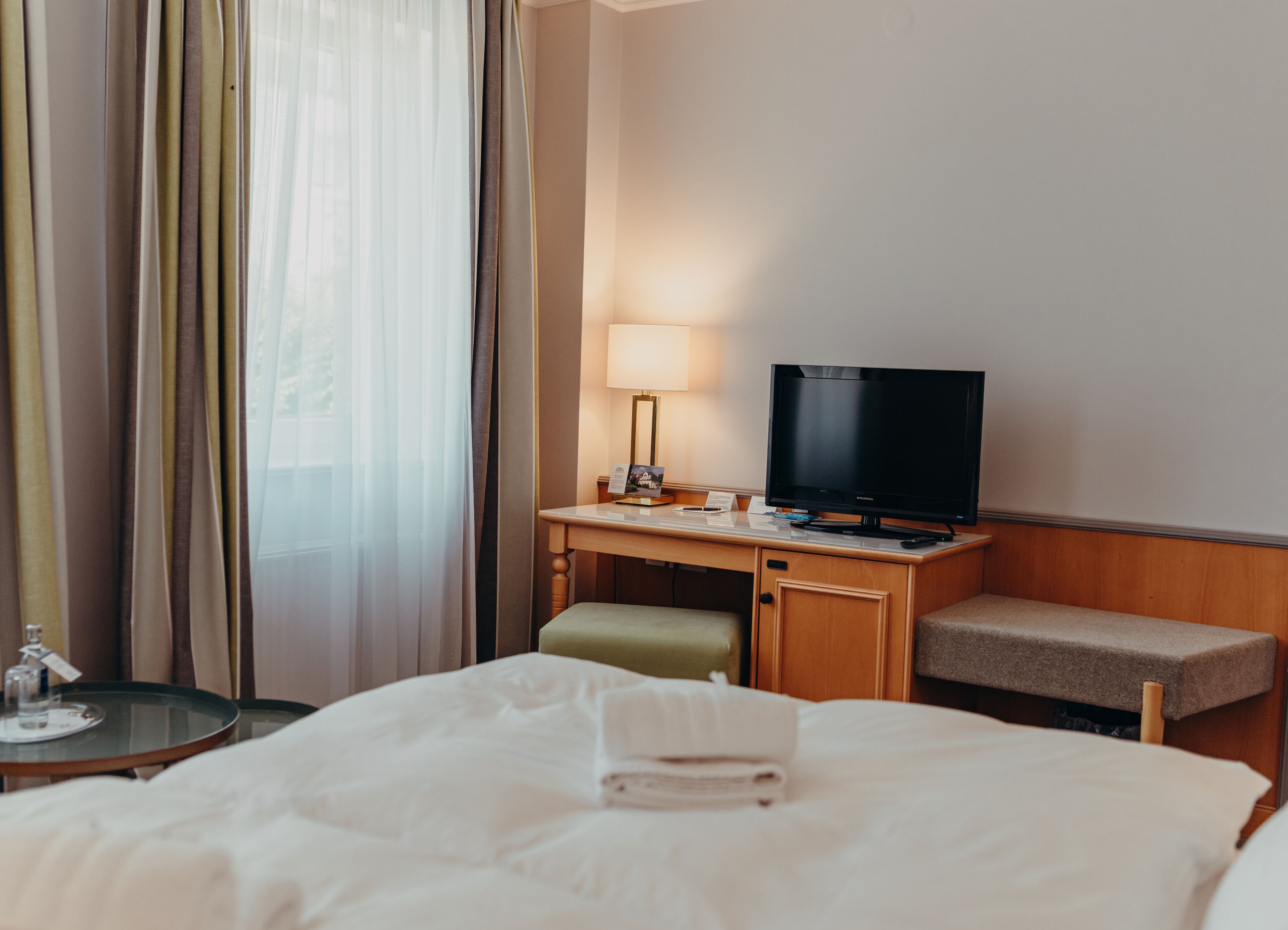 classic double room | premium bedding, down duvets, pillow-top beds, minibar