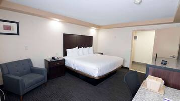 Deluxe-rum - 1 kingsize-säng - icke-rökare | Skrivbord, strykjärn/strykbräda, gratis wi-fi och sängkläder