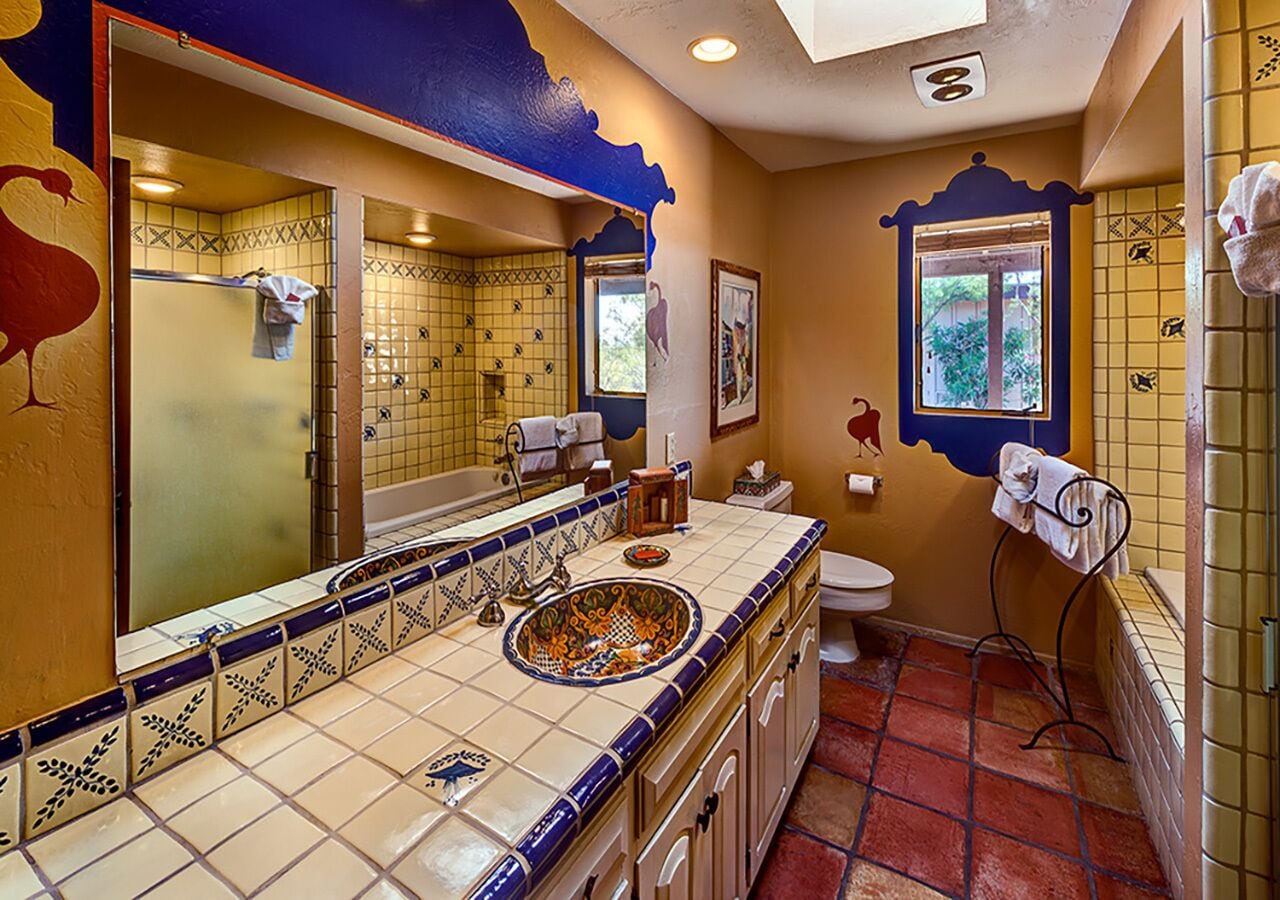 room, 1 king bed (casita) | bathroom | free toiletries, hair dryer, bathrobes, slippers