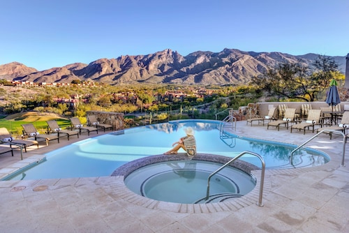 Hacienda Del Sol Guest Ranch Resort