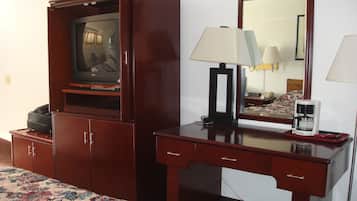 Desk, iron/ironing board, free WiFi, bed sheets