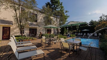 AuĂenpool (je nach Saison geöffnet)