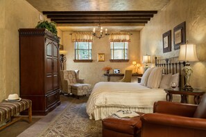 Club Room/Coach Room | Desk, laptop workspace, blackout drapes, iron/ironing board - The Inn At Leola Village, a Historic Hotel of America (Leola)
